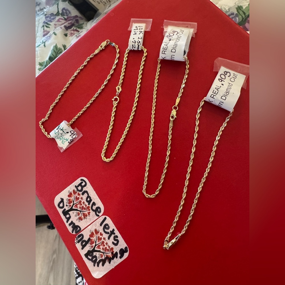 10k real gold Elegant Gold Rope Chain Bracelet  stamped and tested new 175$ each